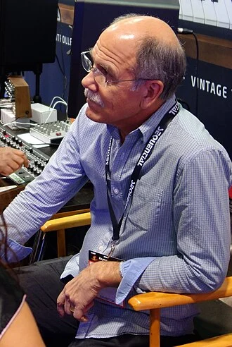 Dave Smith (engineer) height profile photo