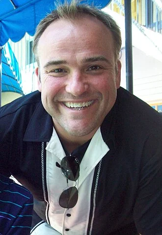 David DeLuise height profile photo