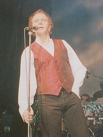 David Essex height profile photo