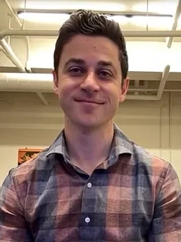David Henrie height profile photo