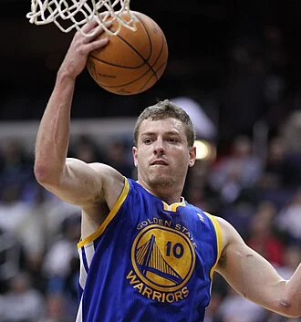 David Lee (basketball) height profile photo