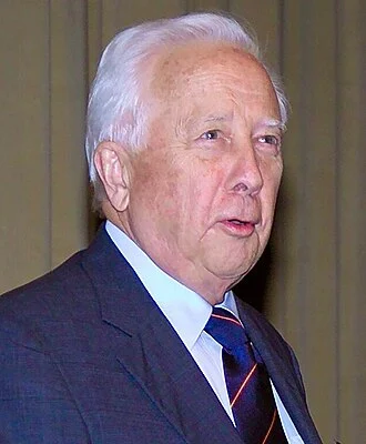 David McCullough height profile photo