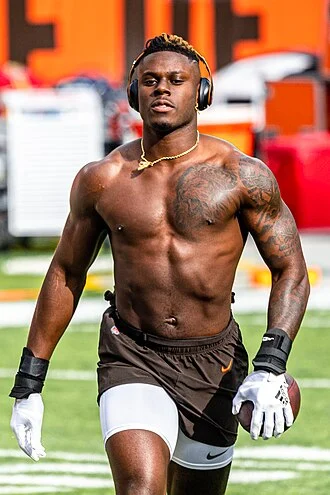 David Njoku height profile photo