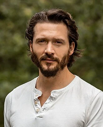 David Oakes height profile photo