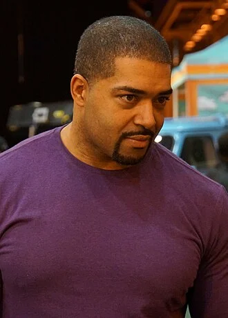 David Otunga height profile photo