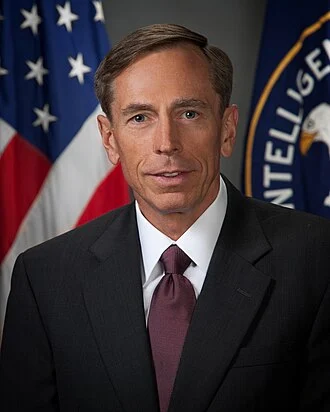 David Petraeus height profile photo