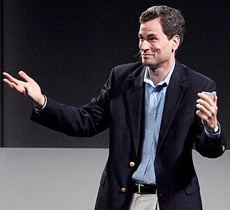 David Pogue height profile photo