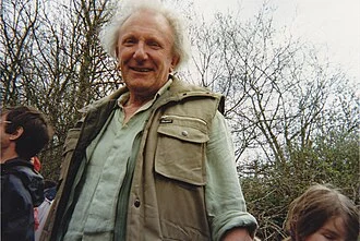 David Shepherd (artist) height profile photo