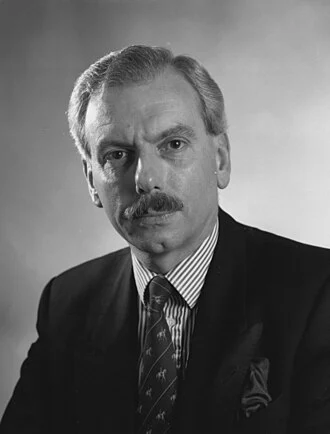 David Starkey height profile photo