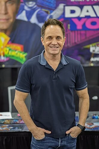 David Yost height profile photo