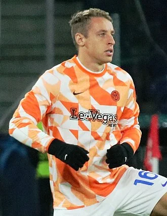 Davide Frattesi height profile photo