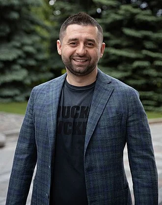 Davyd Arakhamia height profile photo