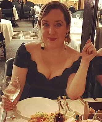Dawn Foster height profile photo