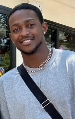 De'Aaron Fox height profile photo