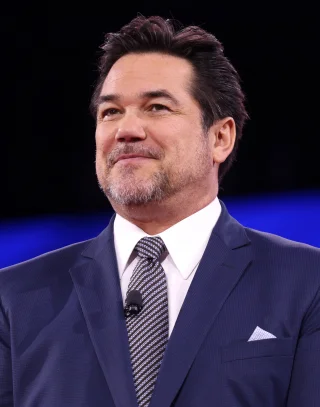 Dean Cain height profile photo
