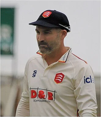 Dean Elgar height profile photo