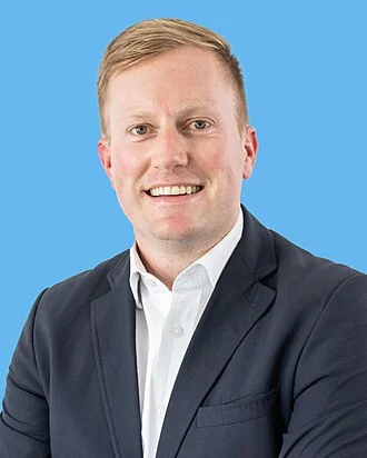 Dean Macpherson height profile photo