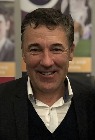 Dean Saunders height profile photo