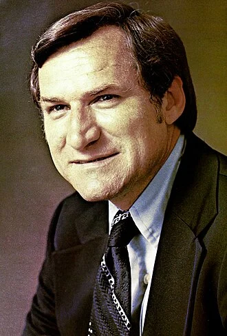 Dean Smith height profile photo