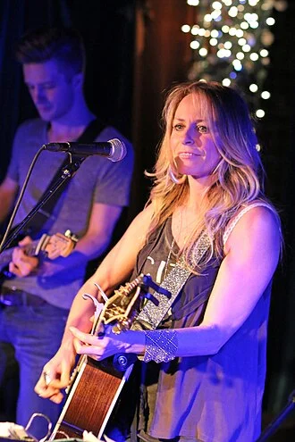 Deana Carter height profile photo