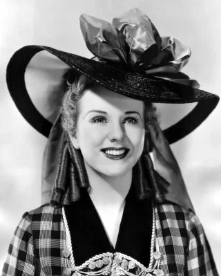 Deanna Durbin height profile photo