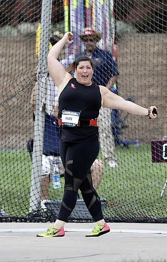 DeAnna Price height profile photo