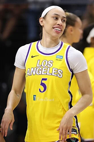 Dearica Hamby height profile photo