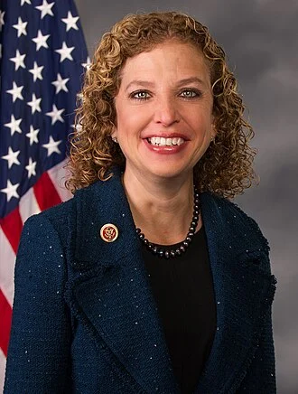 Debbie Wasserman Schultz height profile photo