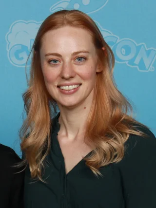 Deborah Ann Woll height profile photo