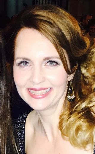 Debra Stephenson height profile photo