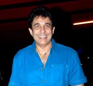 Deepak Tijori height profile photo