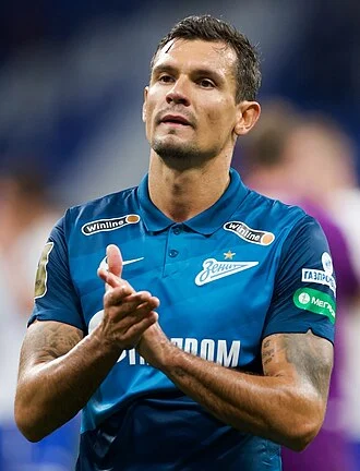 Dejan Lovren height profile photo