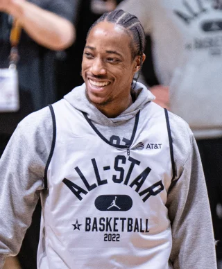 DeMar DeRozan height profile photo