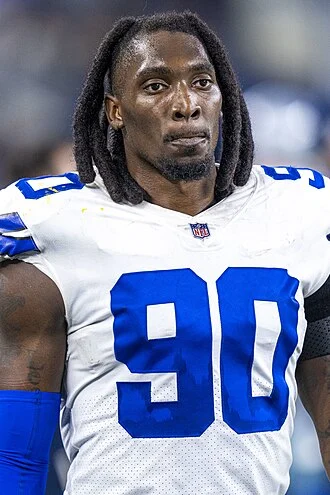 DeMarcus Lawrence height profile photo