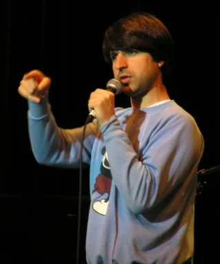 Demetri Martin height profile photo