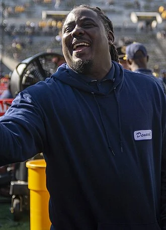 Denard Robinson height profile photo