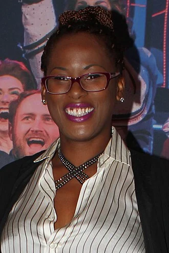 Deni Hines height profile photo