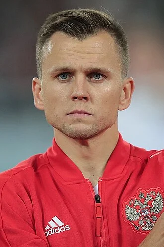 Denis Cheryshev height profile photo
