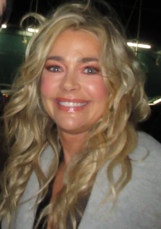 Denise Richards height profile photo