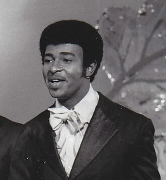 Dennis Edwards height profile photo