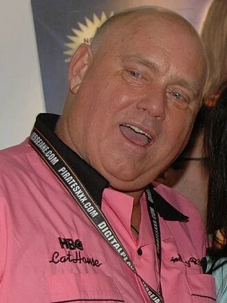 Dennis Hof height profile photo
