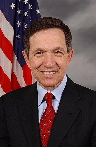 Dennis Kucinich height profile photo