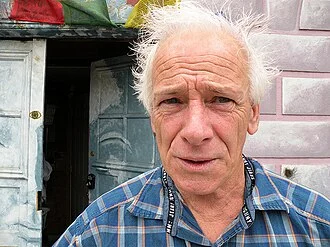 Dennis Peron height profile photo