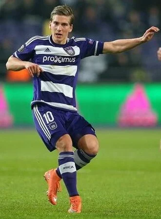 Dennis Praet height profile photo