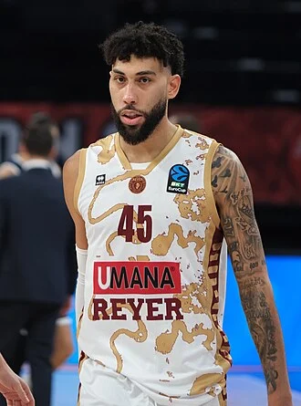 Denzel Valentine height profile photo