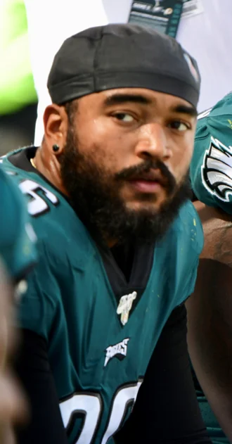 Derek Barnett height profile photo