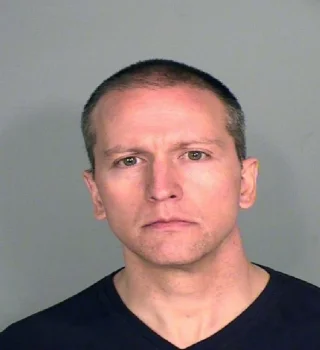 Derek Chauvin height profile photo