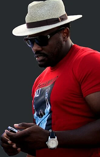 Derek Chisora height profile photo