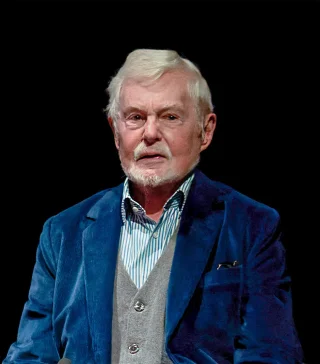 Derek Jacobi height profile photo