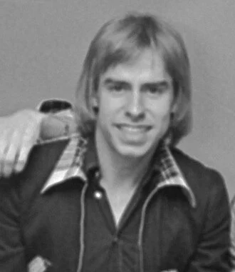 Derek Longmuir height profile photo